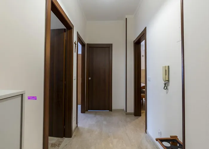 Alessandro By Interhome Lejlighed